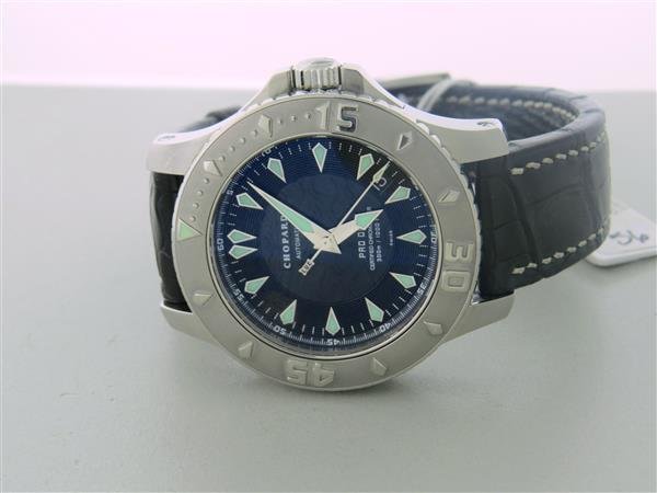 Chopard LUC Pro One Automatic Mens Watch: ChopardLUC Pro One31 JewelsPower Reserve approx 65 hoursDate between 4 o'clock and 5 o'clockAutomatic movementScrew Down crownDial: Black with applied batons Sapphire CrystalCrocodile Bracelet