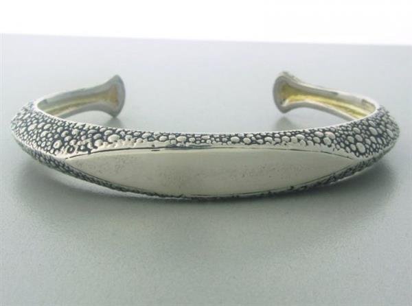 Stephen Webster Sterling Rayskin Cuff Bracelet: Measurements -bracelet will fit up to 7 1/4" wrist and is 10.8mm wide. marks - SW,makers hallmark,925. weight - 36.4