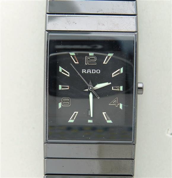 Rado Ceramic Mens Watch: Size of the head - 32mm x 26mm. watch bracelet is 26mm wide. quartz movement.