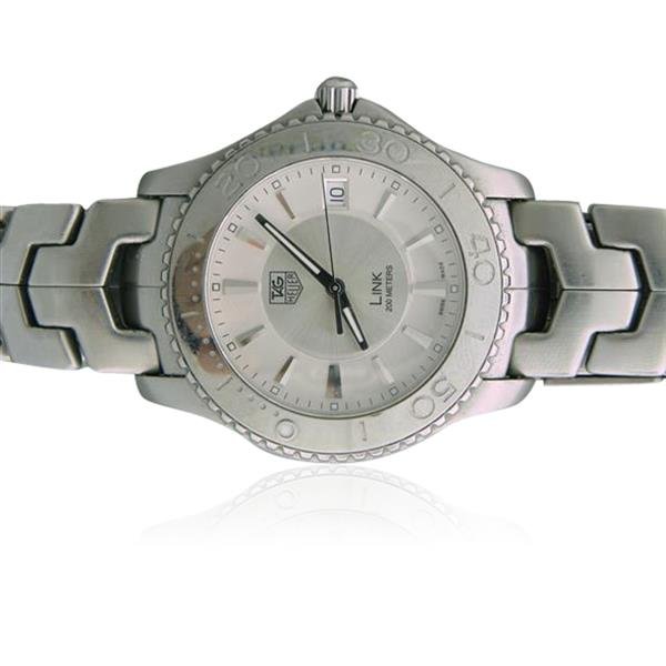 Tag Heuer Link Steel Watch ref. WJ1111 0: Case is 38mm in diameter excl. crown. Date at 3 o'clock. Quartz movement - running order. Original buckle. Ref. WJ1111-0.