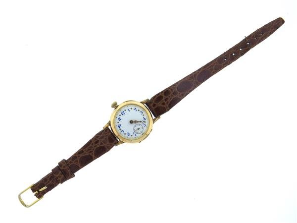 Eterna 14k Gold Watch: 14k gold case - 26mm in diameter excl. crown. Crystal is loose, one hand is bent. Case top does not snap close. Running order. Case marked 14k, Eterna W Co, Switzerland, 1750651. Movement signed - 15