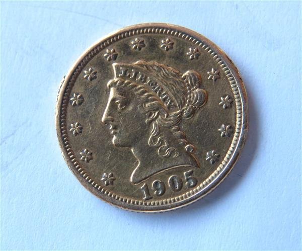 1905 Liberty Head 2.5 Dollar US Gold Coin (1 of 2)