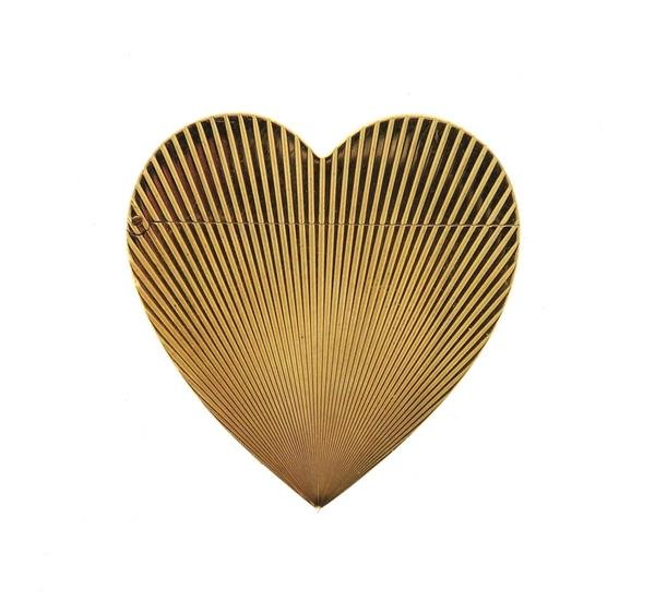 1950s 14K Gold Engine Turned Heart Cigarette Lighter (1 of 4)