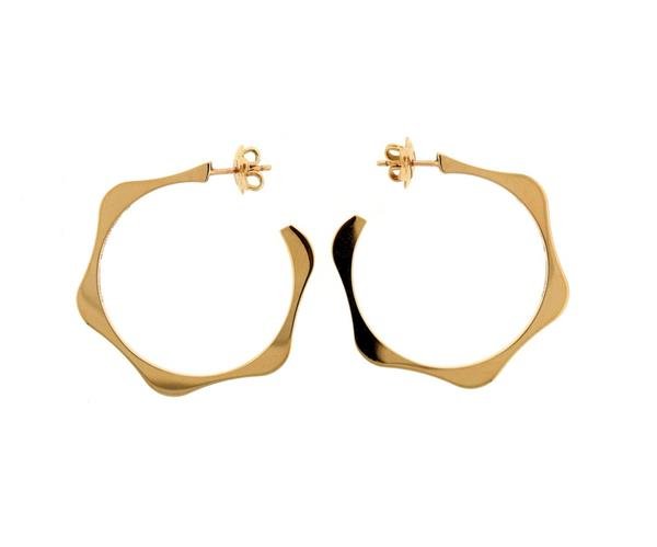 MontBlanc 18K Gold Hoop Earrings: METAL: 18K rose gold. MEASUREMENTS: earrings are 40mm in diameter and 1.5mm wide. MARKED: Montblanc Au750. WEIGHT: 12.9 grams. Gemstones have not been graded for color and clarity ,and tested for clar