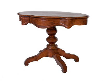 TABLE: A oval table, XIX century