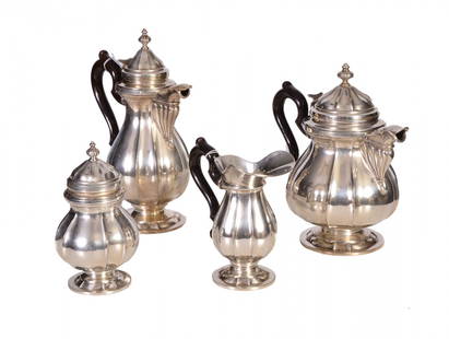 Silver set: Silver set formed by coffee maker, tea pot, milk jug and sugar bowl, Luigi XV style, recent production, silver weight about gr. 3000