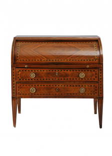 Tombeau: Walnut tombeau Luigi XVI, XVIII century, cm 102x50x105