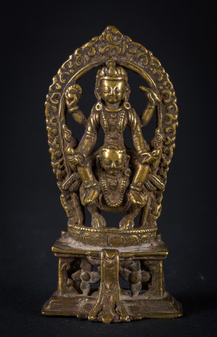 Arte Himalayana A bronze sculpture of Vishnu Nepal,: A bronze sculpture of Vishnu Nepal, 18th century . . Cm 5,50 x 10,00.