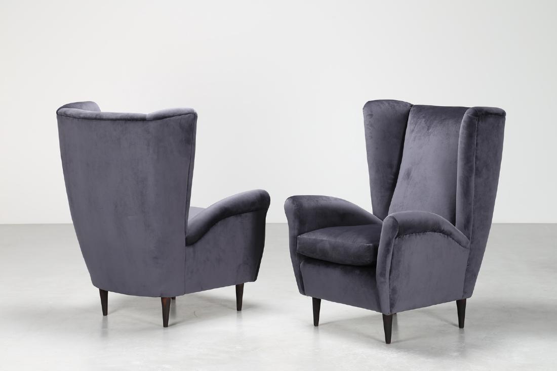 ISA BERGAMO  Coppia di poltrone in legno e velluto, (1 of 6)