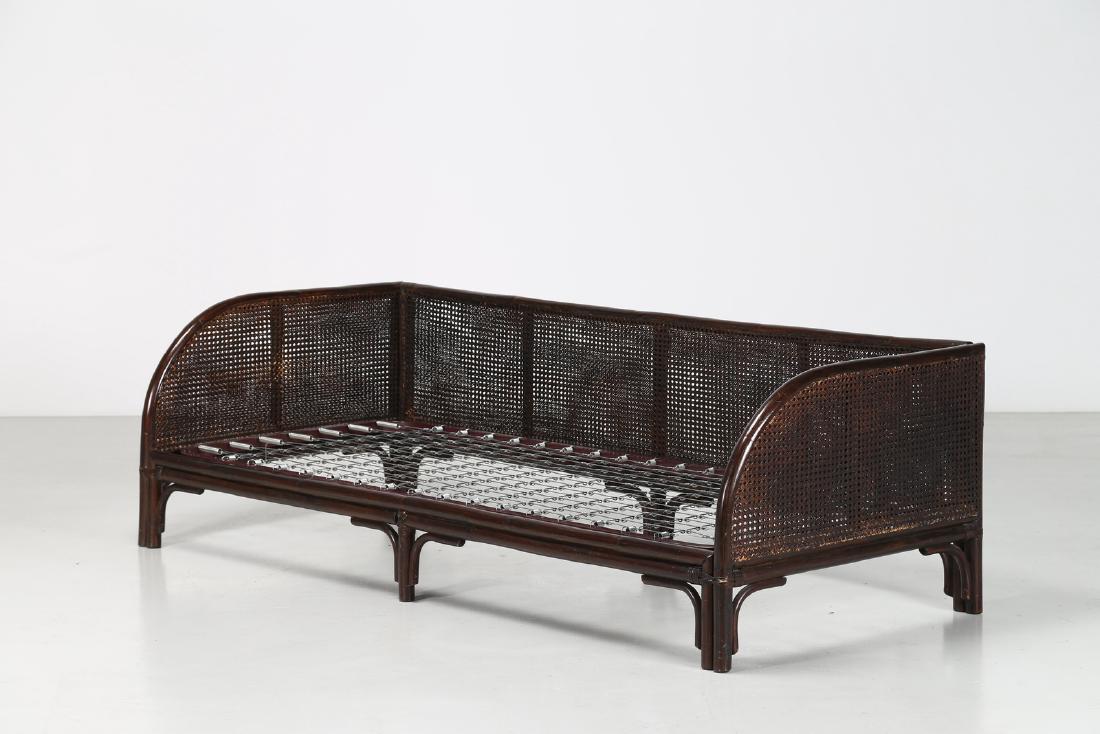 BONACINA 1889 Divano letto in bambu' e canna d'India. (1 of 5)