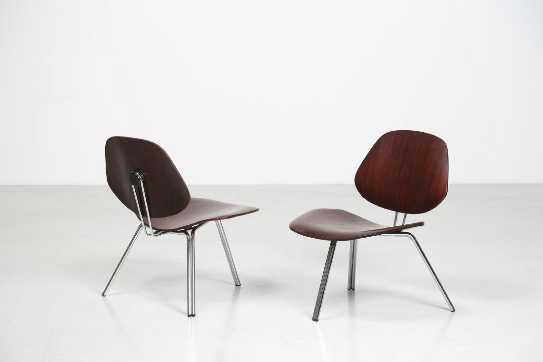 OSVALDO BORSANI Coppia di poltroncine in acciaio (1 of 4)