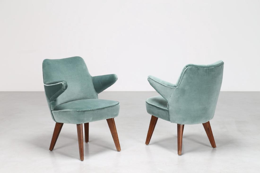 NINO ZONCADA Coppia di poltrone in legno e tessuto anni (1 of 6)