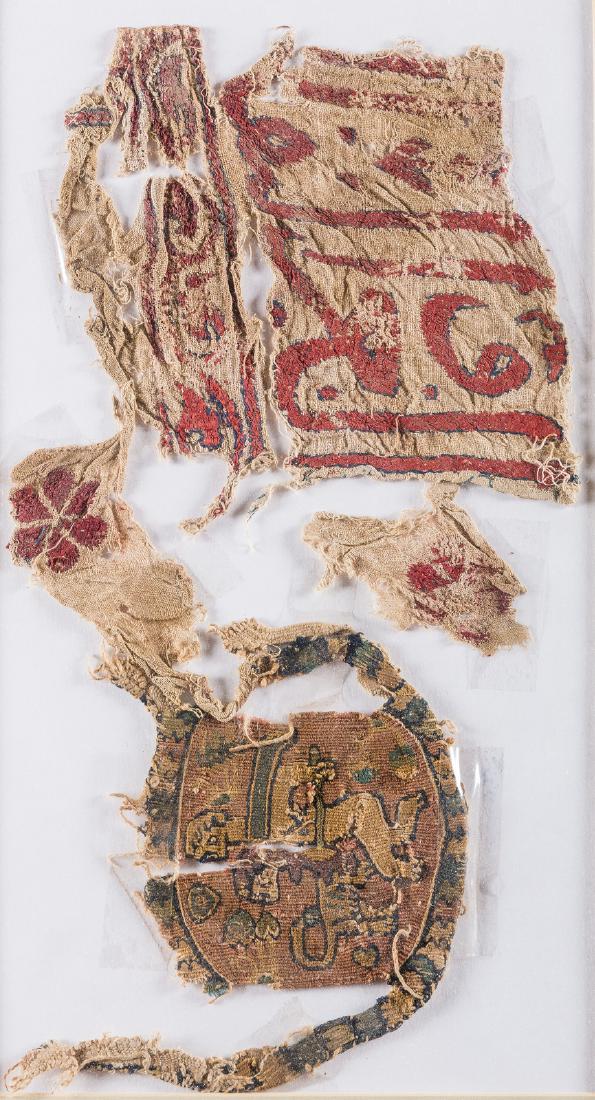 Arte Islamica Two Fatimid textile fragmentsEgypt, 8th: Islamic Art Two Fatimid textile fragmentsEgypt, 8th century . . Cm 16,00 x 17,50. One embroidered with red calligraphy over cream ground; the other embroidered with an animal within oval cartouche wit