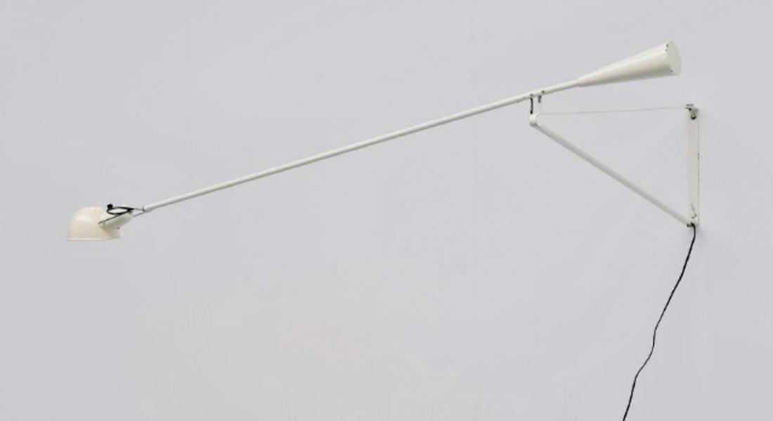 PAOLO RIZZATTO Wall lamp in lacquered metal, model 265 (1 of 5)