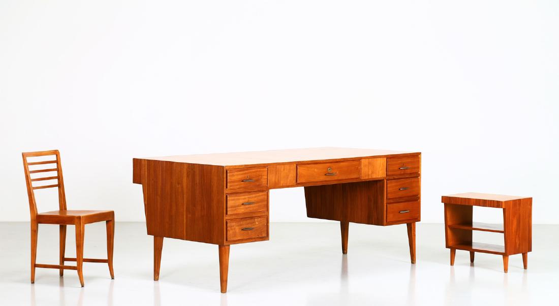 GIO' PONTI "Grissinato" wood typing desk and chair, for: Grissinato wood typing desk and chair, for Banca Nazionale del Lavoro offices, 1950s. Expertise curated by Salvatore Licitra Archives Gio Ponti Milan. . Cm 190,00 x 80,00 x 90,00. Typing desk size: H 