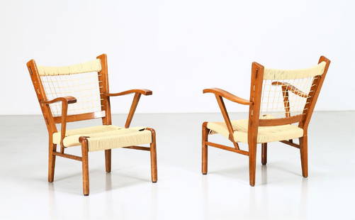 GUGLIELMO PECORINI Pair of armchairs.: Pair of armchairs. . Cm 65,50 x 86,00 x 71,00. Walnut and rope, "Edizioni I Due Forni", from the furnishings of Casa Urbano Zaccagnini, Florence, 1935 Domus no. 173, May 1942.