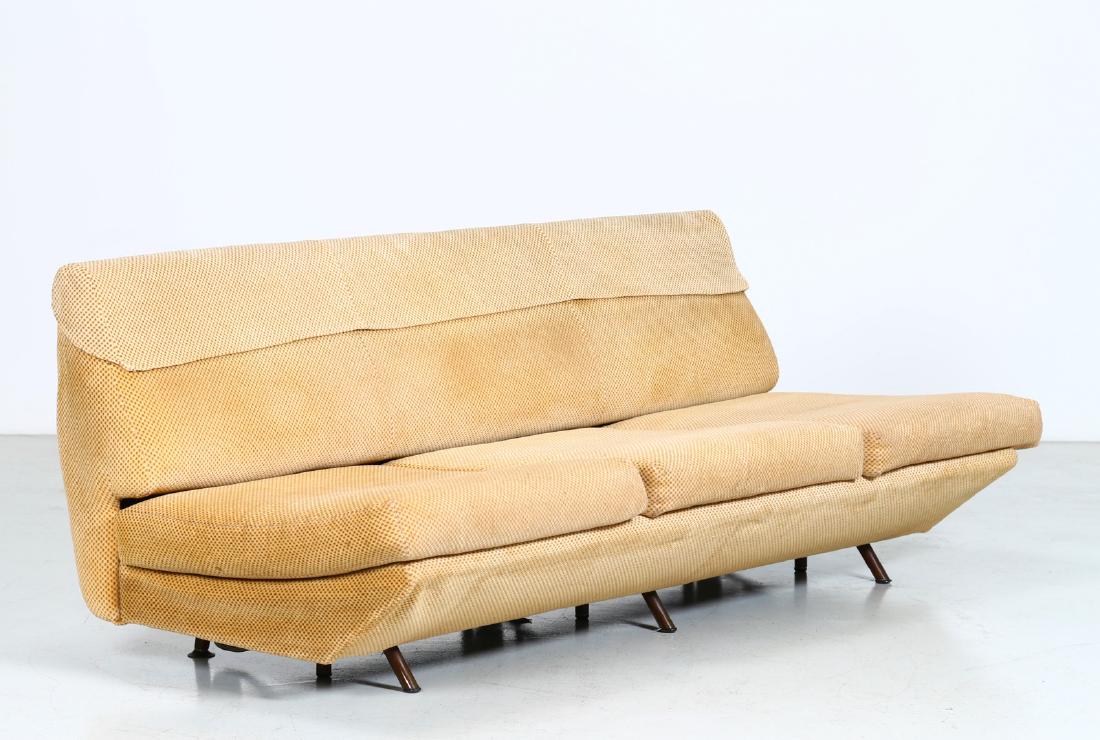 MARCO ZANUSO Sofa mod. Slipomatic. (1 of 7)