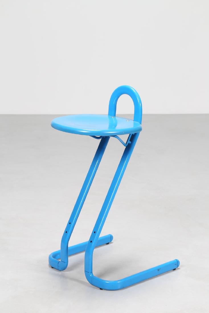 GASTONE RINALDI Tool.: Tool. Lacquered metal and lacquered wood. Cm 45,00 x 81,00 x 43,00. Folding structure in lacquered metal and seat in lacquered wood, Thema, 1979.