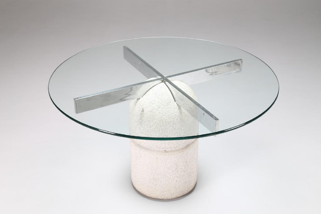 GIOVANNI OFFREDI Round table. (1 of 1)