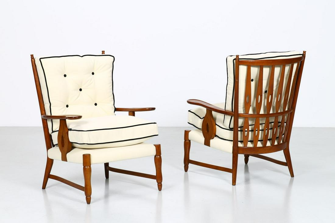 PAOLO BUFFA Pair of armchairs. (1 of 7)