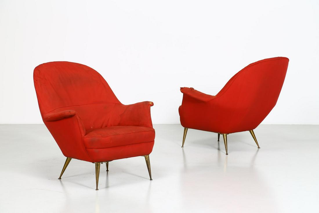 FEDERICO MUNARI Pair of armchairs. (1 of 9)