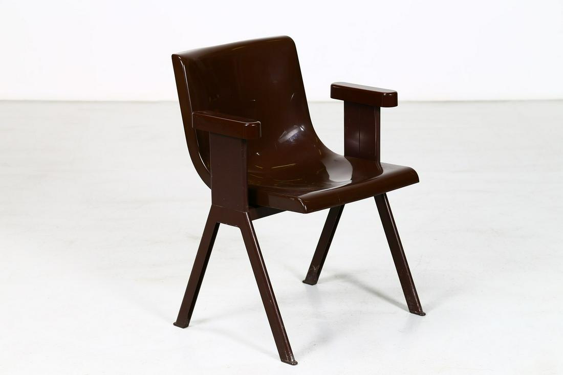 ETTORE SOTTSASS Chair mod. Synthesis. (1 of 6)