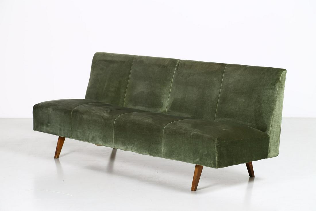 MANIFATTURA ITALIANA  Sofa. (1 of 5)