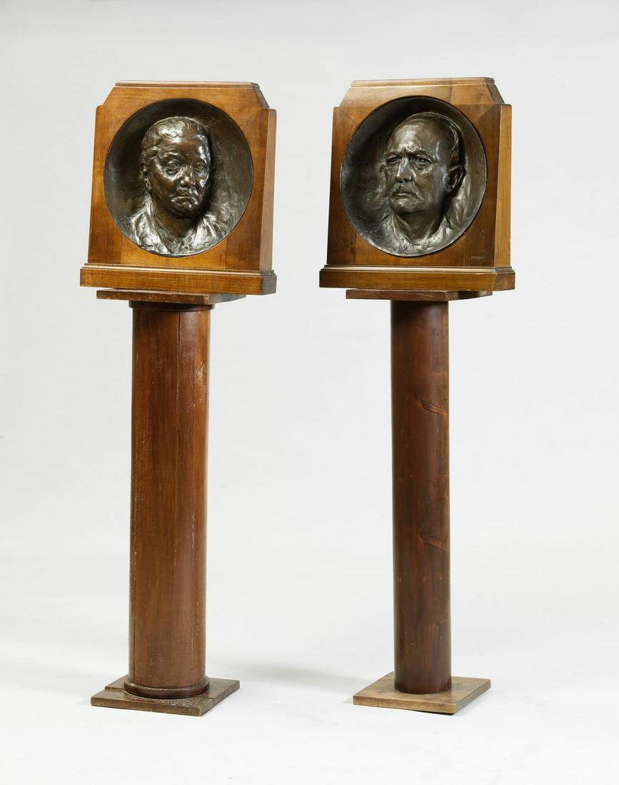 SCULTORE DEL XIX SECOLO  Pair of rounds depicting: (1 of 6)