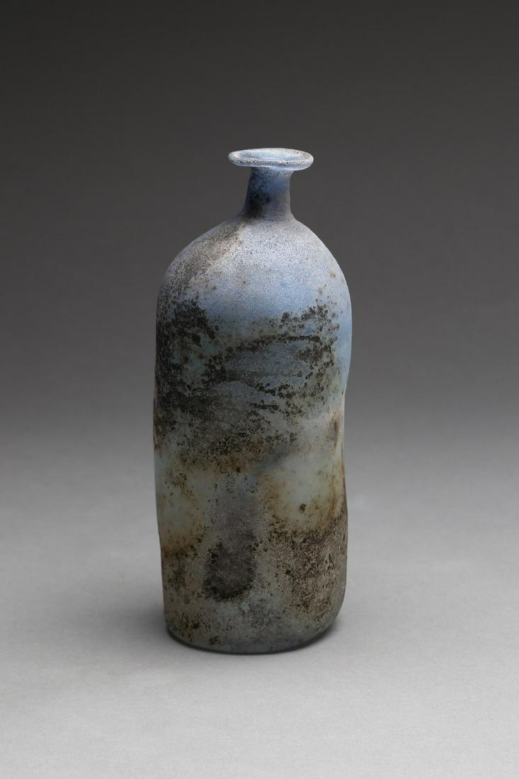 VETRERIA CENEDESE  Blue glass vase, surface decorated (1 of 1)