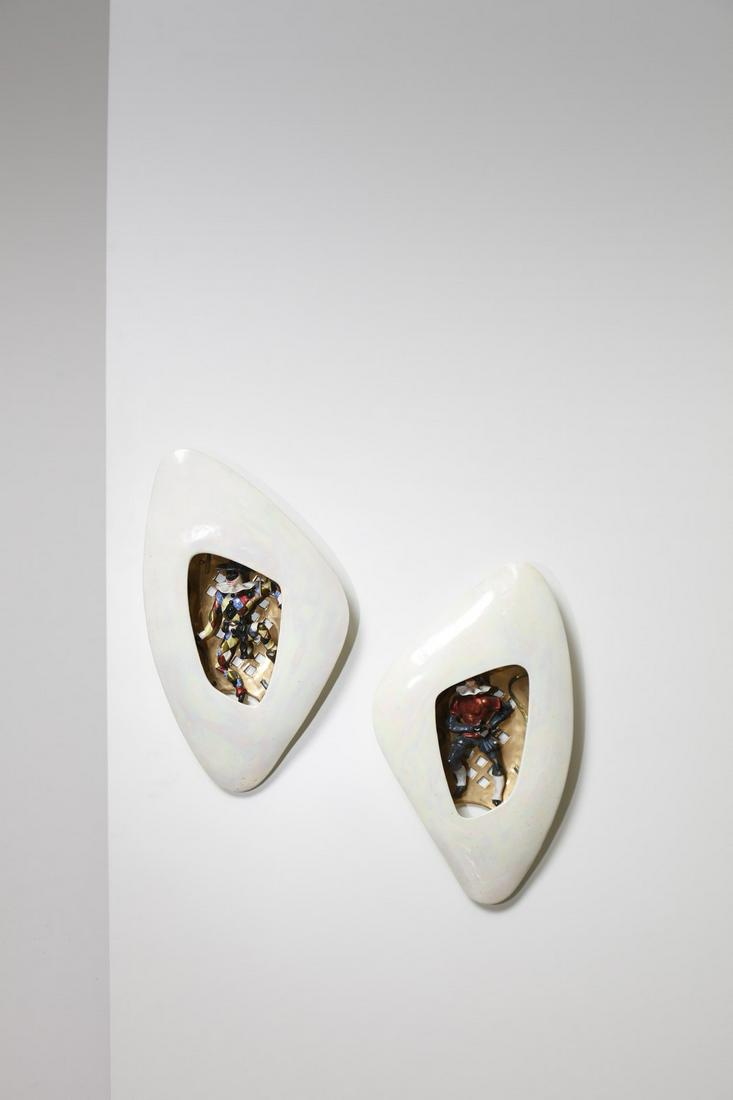 ALCYONE Pair of wall lights, 50s.: Pair of wall lights, 50s. Metallic luster ceramic.. Cm 30,00 x 51,00 x 6,00. Manufacturing brand.
