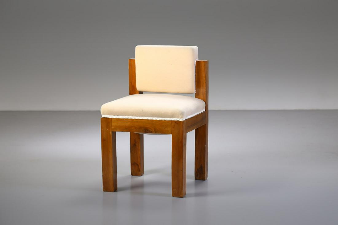 GINO MIOZZO (attributed to) Razionalista chair, 30s.: (attributed to) Razionalista chair, 30s. Walnut.. Cm 50,00 x 83,00 x 53,00.