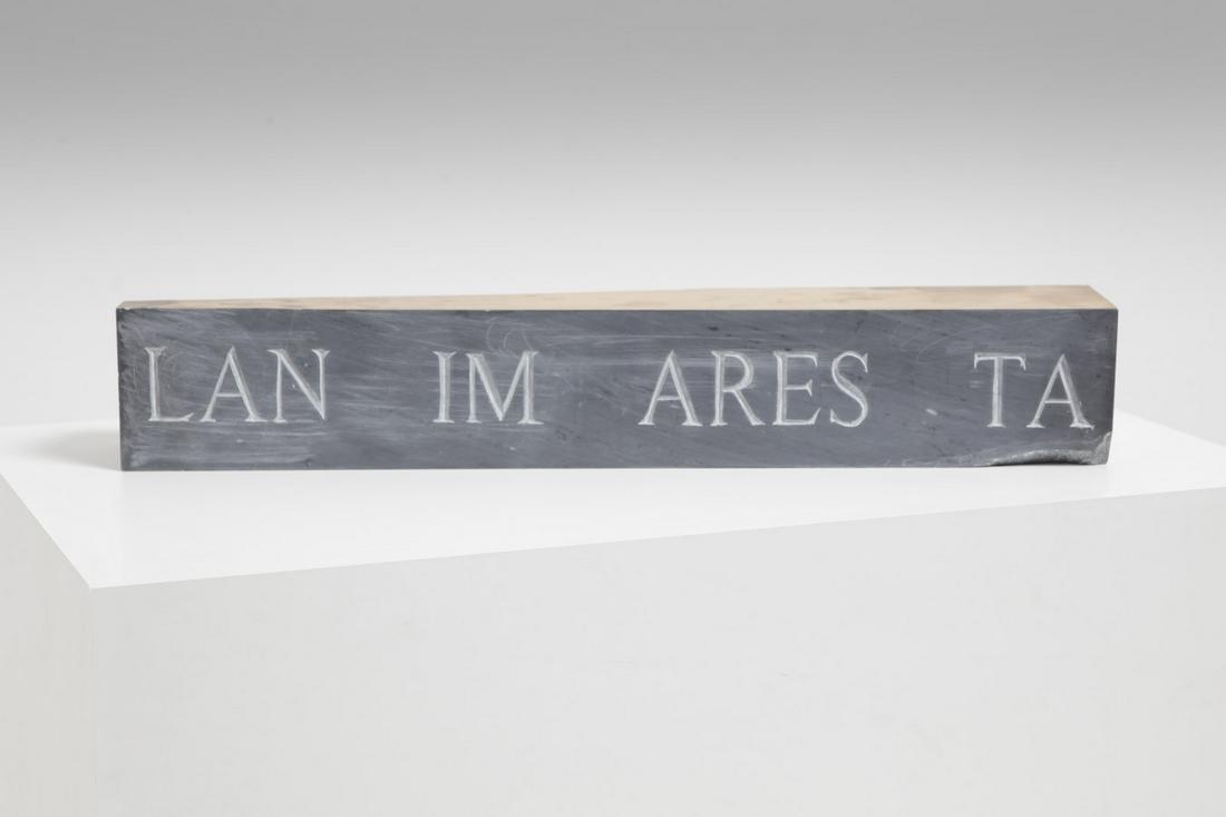 ALFREDO RAPETTI Lam im ares ta.: Lam im ares ta. Marble. Cm 59,00 x 10,00 x 12,00. Artist's authenticity certificate on photo.