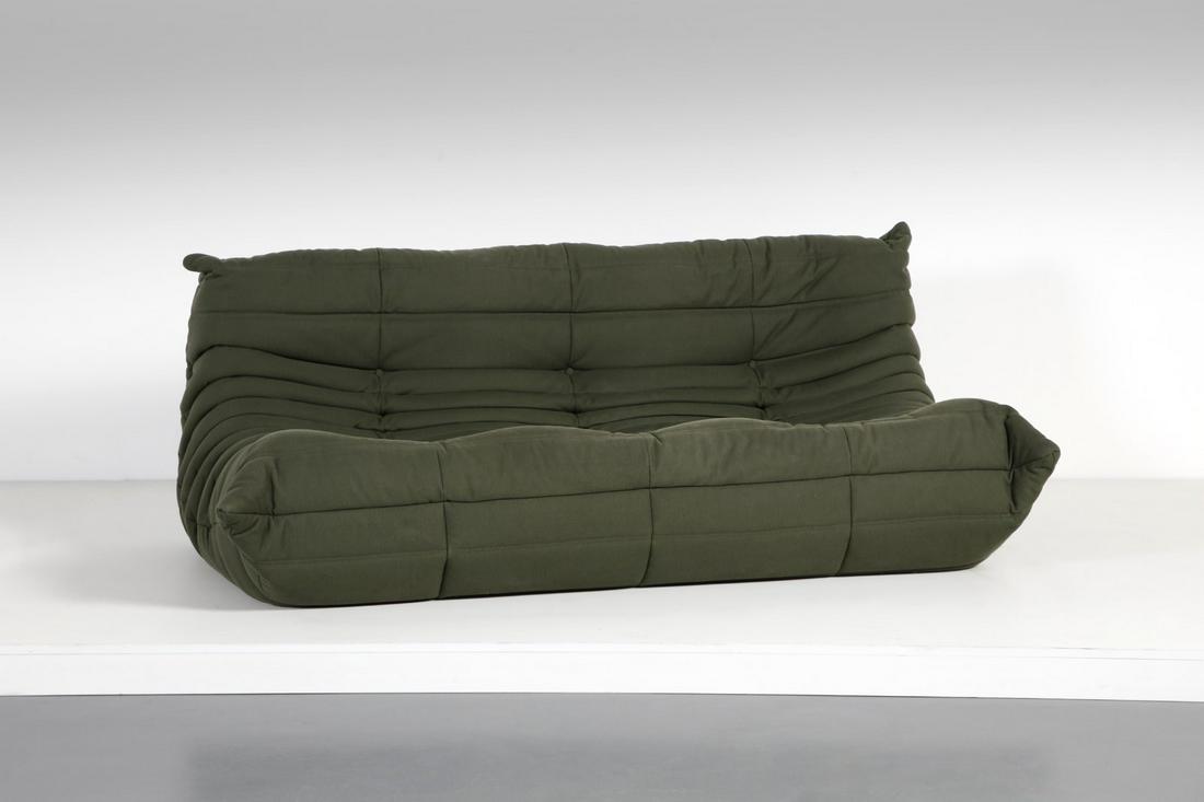 MICHAEL DUCAROY Togo sofa, Ligne Roset production.: Togo sofa, Ligne Roset production. Padded fabric.. Cm 173,00 x 70,00 x 100,00. 1970s. Literature: Domus n. 533, April 1974, p. 117