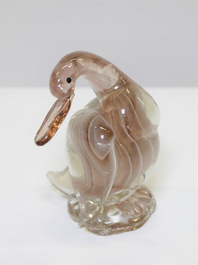 ALFREDO BARBINI Folaga in solid submerged glass with a: Folaga in solid submerged glass with a pink smoked internal layer. Gold leaf application on beak. For VAMSA. 1940. Murano glass.. Cm 18,00 x 20,00 x 12,00.