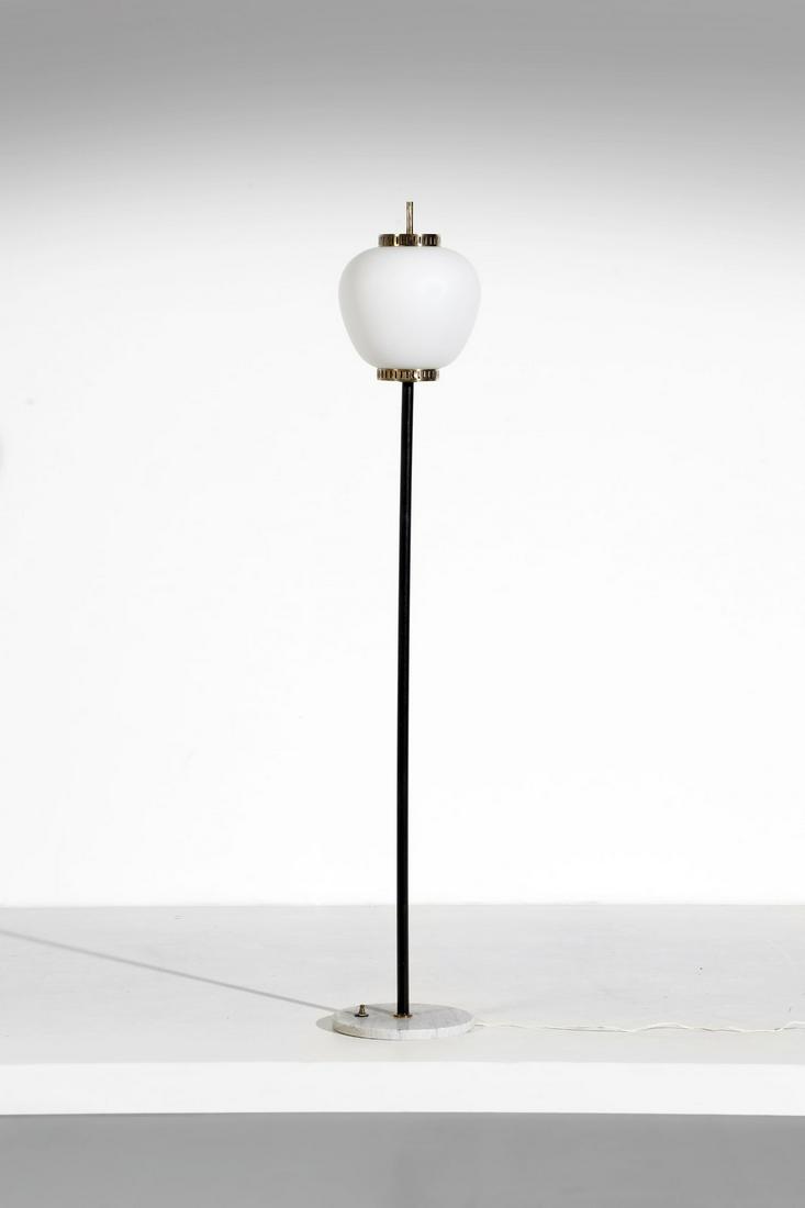 STILNOVO Floor lamp.: Floor lamp. Painted metal, brass and satin opal glass.. Cm 31,00 x 174,00 x 31,00. 1950s.