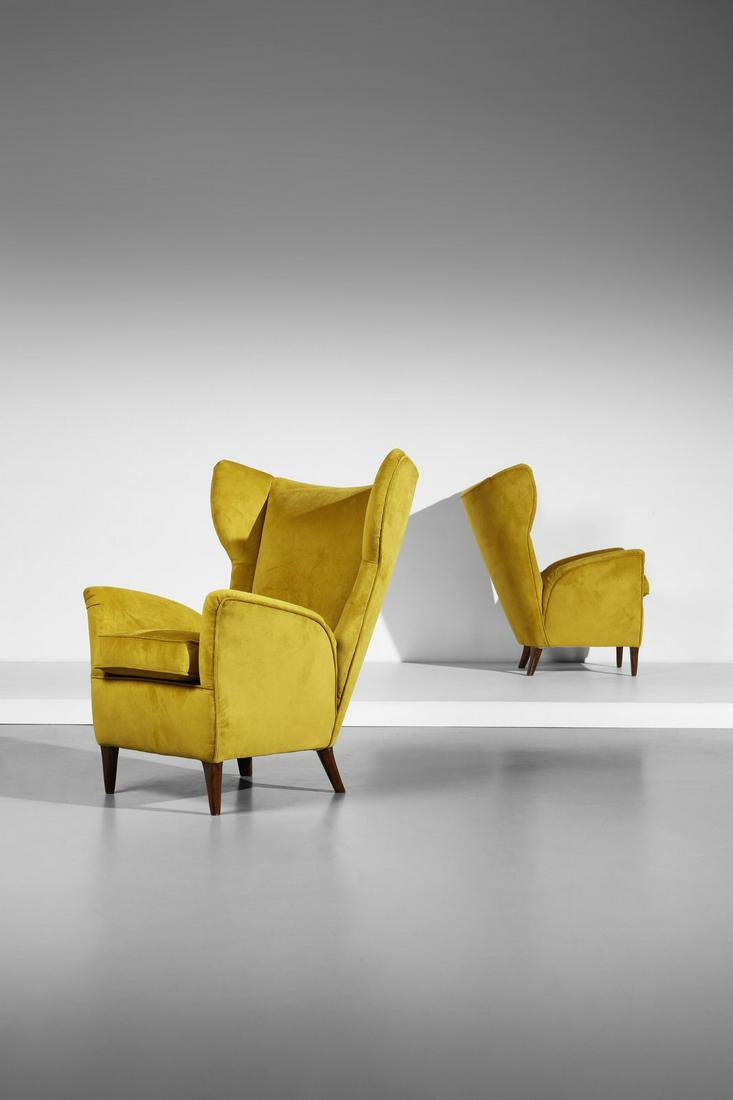 MELCHIORRE BEGA Pair of armchairs.: Pair of armchairs. Wood and padding velvet.. Cm 80,00 x 108,00 x 60,00. 1950s.