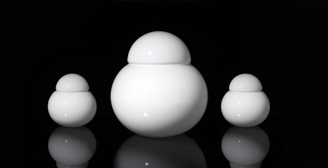 SERGIO ASTI Three Daruma table lamp for Candle. (1 of 2)