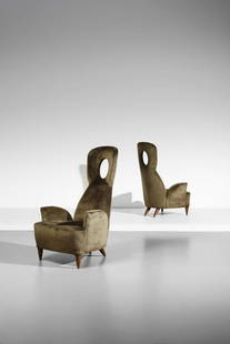 GIOVANNI PESTALOZZA Pair of armchairs.: Pair of armchairs. 1952. Walnut and padded velvet.. Cm 70,00 x 117,00 x 82,00.