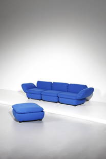 PIERLUIGI SPADOLINI Delfa series sofa for Arflex.: Delfa series sofa for Arflex. 1980. Metal and padding covering. Cm 76,00 x 62,00 x 80,00. Manufacturing brand under the base. Footrest: 32 x 75 x 75 cm