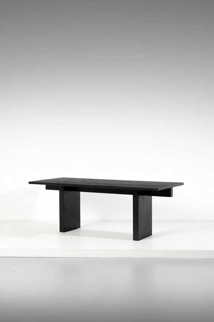 SUPERSTUDIO Tavolo Lambda per Giovannetti.: Tavolo Lambda per Giovannetti. 1972. Legno laccato.. Cm 200,00 x 85,00 x 72,00. Bibliografia: G. Pettena, Cristiano Toraldo di Francia. Progetti e architetture 1980-1988, Electa, Milano, 1988, p. 198