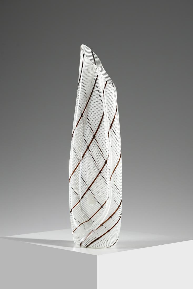 DINO MARTENS attributed. Glass vase with lattimo and amethyst reeds for Aureliano Toso. (1 of 4)