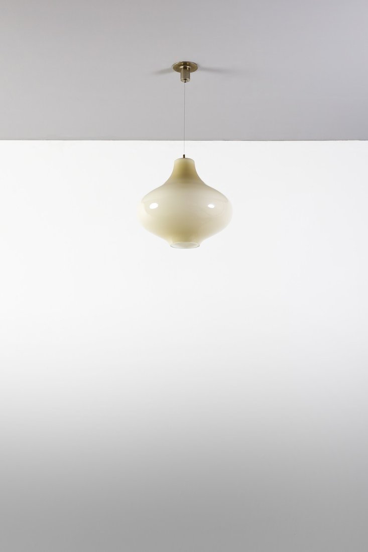 ALESSANDRO PIANON Ceiling lamp for Vistosi with brass structure and incamiciato glass diffuser: Ceiling lamp for Vistosi with brass structure and incamiciato glass diffuser. Cm 50,00 x 46,00 x 46,00. 1950s.