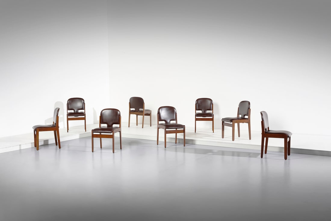 MANIFATTURA ITALIANA Eight chairs. (1 of 6)