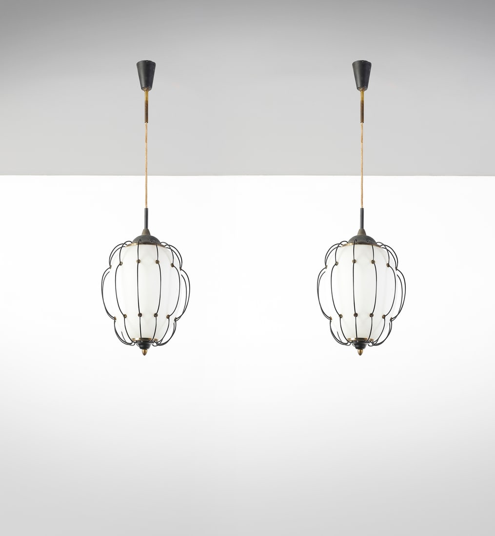 MANIFATTURA ITALIANA Pair of ceiling lamp. (1 of 3)
