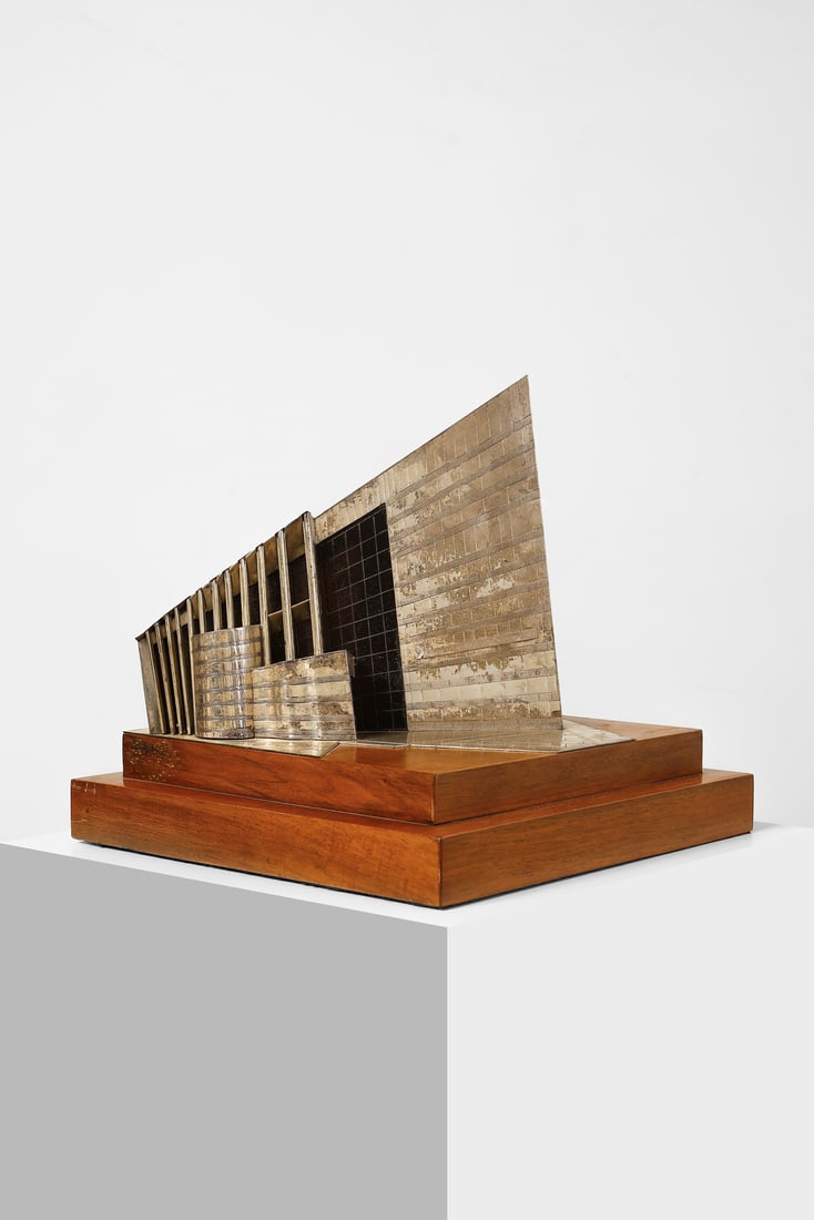 SUPERSTUDIO Model of the Cooperative Credit Bank of Alta Brianza; silversmith Guanziroli. (1 of 8)