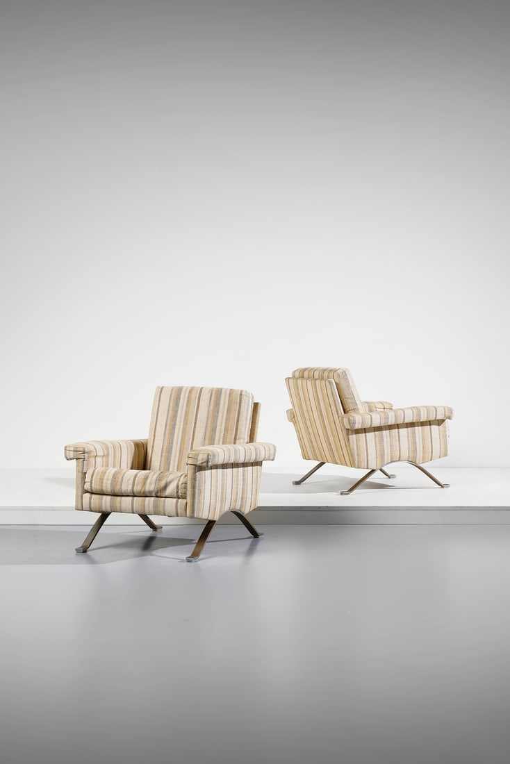 ICO PARISI Pair of 875 armchairs for Figli di Amedeo Cassina, Meda. (1 of 4)