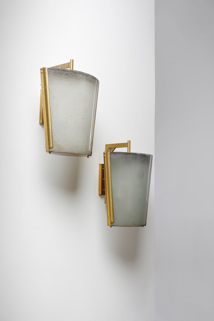 PIETRO CHIESA attributed. Pair of large wall lamps for Luigi Fontana, Milan. (1 of 3)