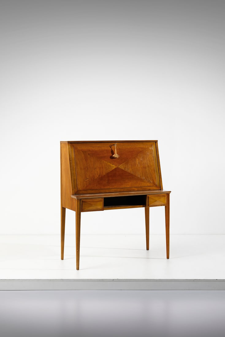 GIUSEPPE AMEDEO GORI attributed. Dressing table. (1 of 8)