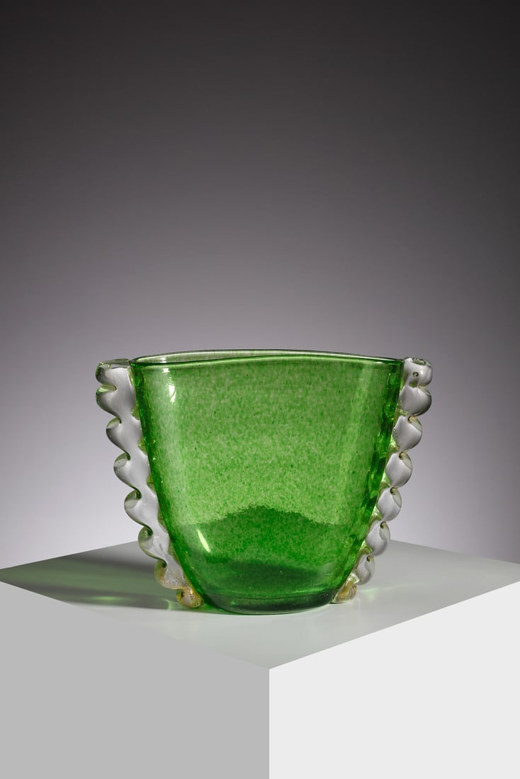 MANIFATTURA MURANESE Vase with flattened body and application of large morise. (1 of 3)