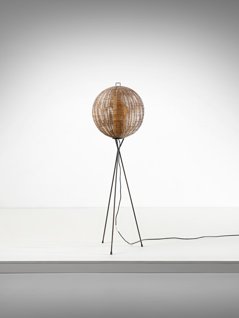 MANIFATTURA ITALIANA Floor lamp.: ITALIAN WORK Floor lamp. Painted iron and rush bark weaving.. Cm 45,00 x 148,00 x 45,00. 1950s / 1960s.